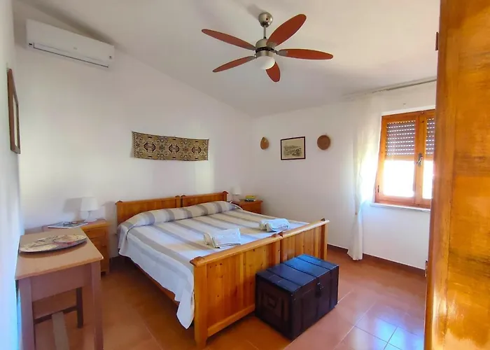 Apartman Oleandro - *